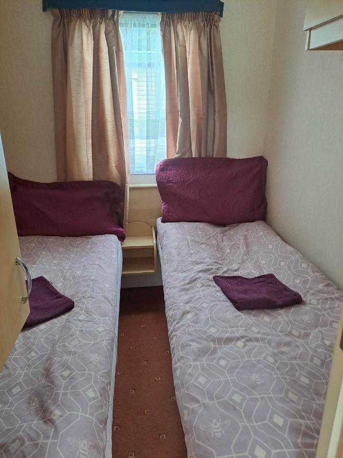 Cosy Caravan At Blackmoor Farm Ludchurch Εξωτερικό φωτογραφία